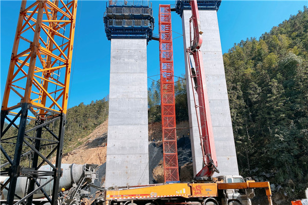 1605147709881658.jpg 6C639726BAC553034F584660DC91B972.jpg