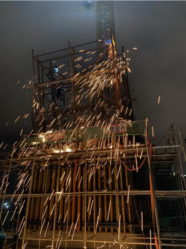 1621583603778436.jpg 優(yōu)秀獎:星火點燃夢想.jpg