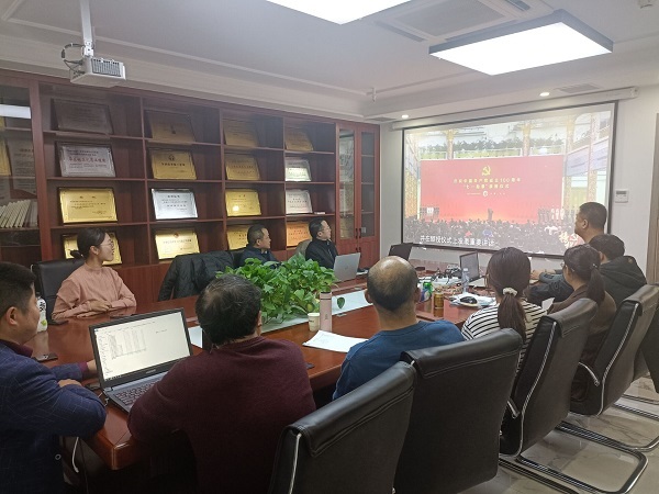 觀看建黨100周年特別節(jié)目，榜樣6  -1.jpg