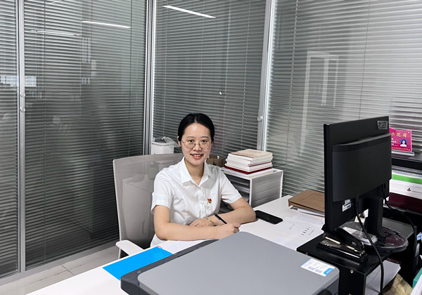 1666694755165256.jpg 張曉璐_副本.jpg